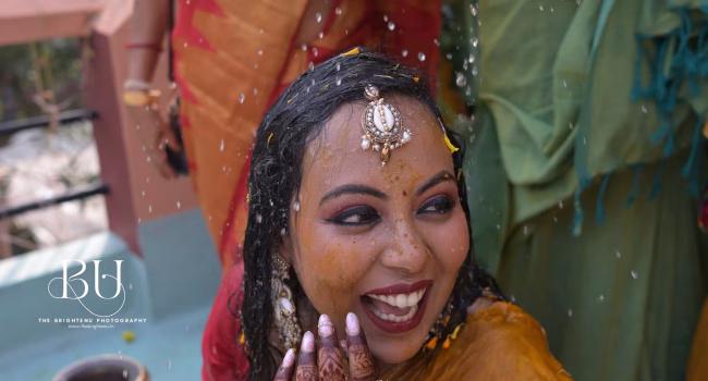 Capturing the Colors of a Perfect Gaye Holud Ceremony